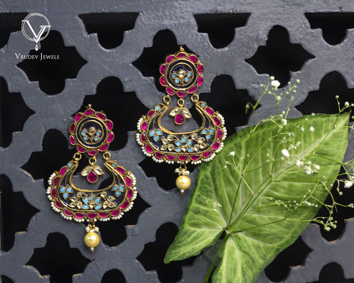 Jadau Earrings JE621843