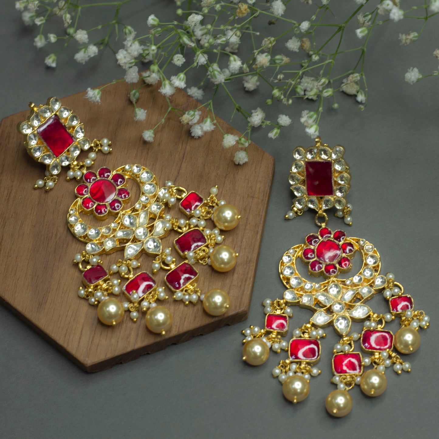 Jadau Earrings. JA514812