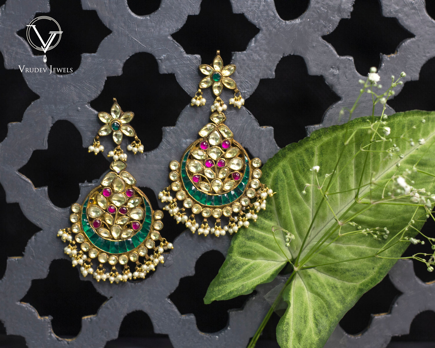 Jadau Earrings.  JE651