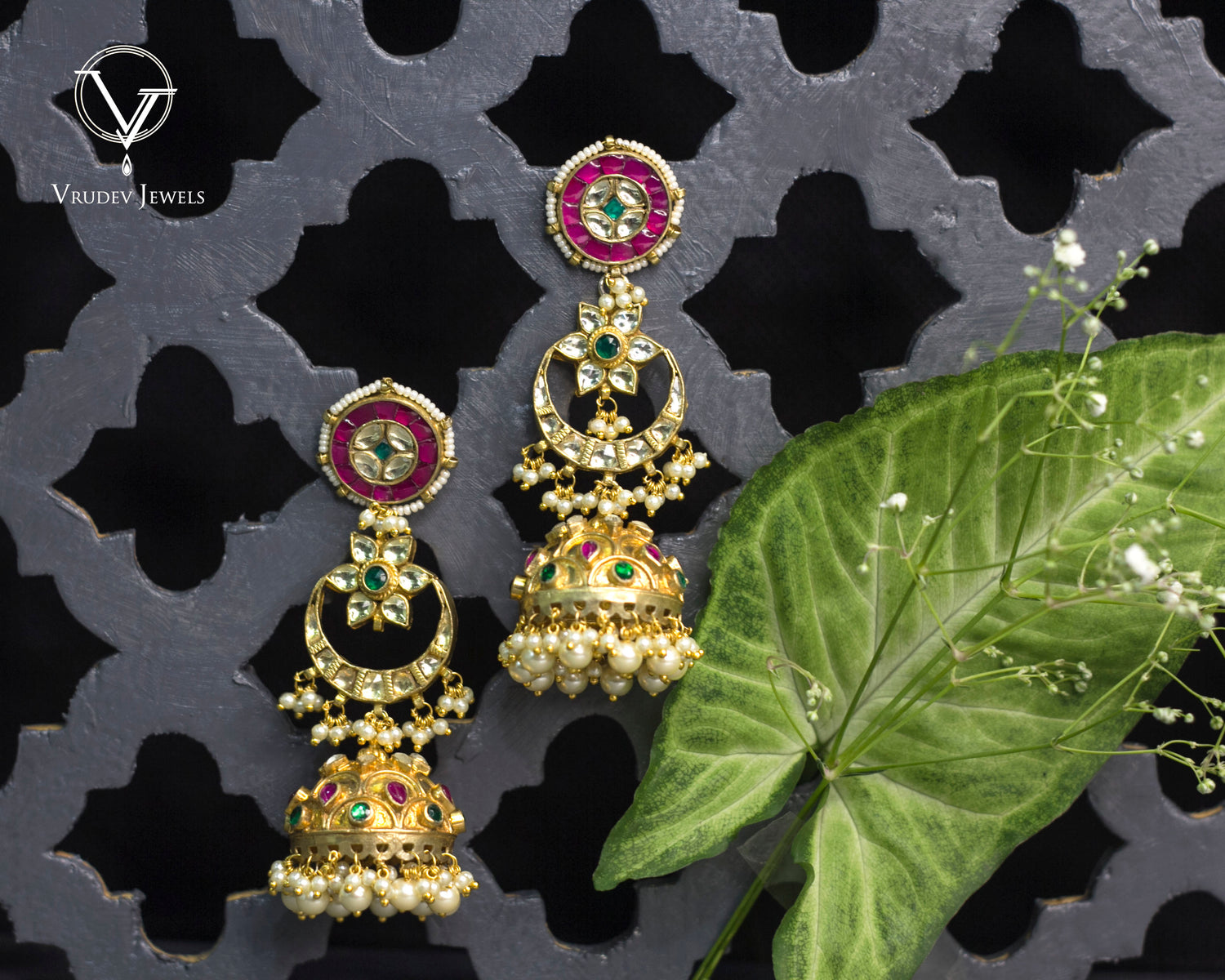 Jadau Earrings.  JE725822