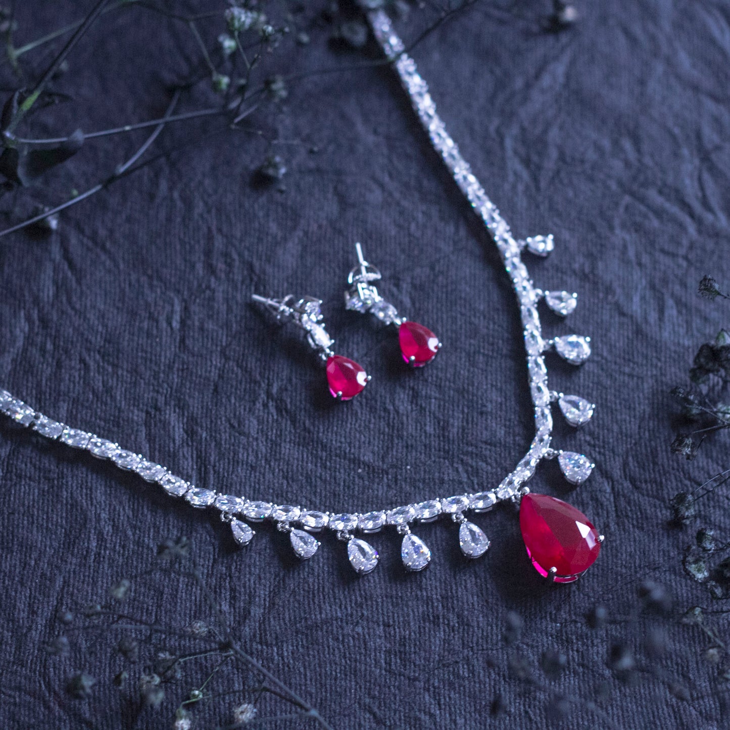 Diamond Necklace. DNMS9951258