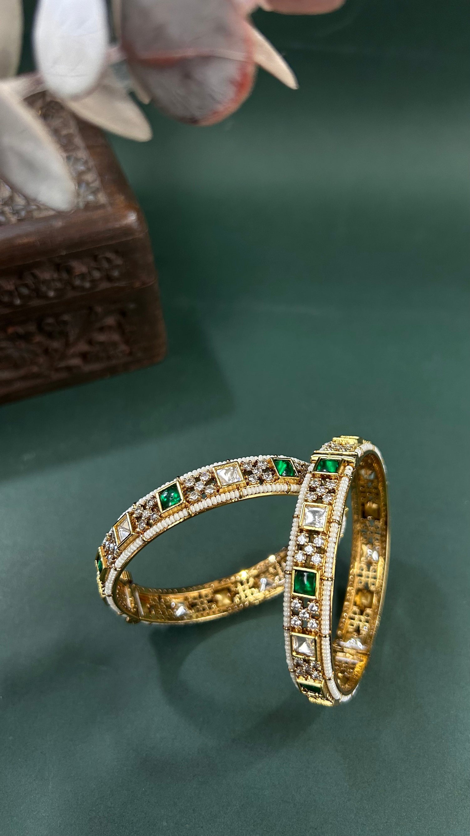 Moissanite Bangles MBRS5401